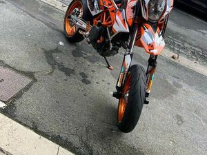 V KTM 690 SMCR FULL OPTION MARCHE TRÈS FORT