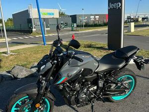 YAMAHA MT07