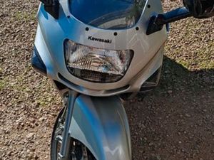 VENDS MOTO ZZR