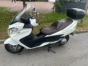 SUZUKI AN 400 BURGMAN MIT ABS KM 30891 TÜV&AU 12.2027