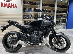 ② YAMAHA MT-07