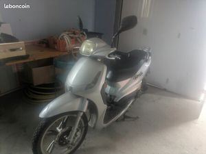 SCOOTER PEUGEOT