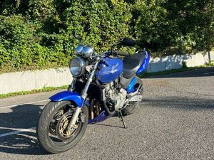 VEND HORNET 600 TBE