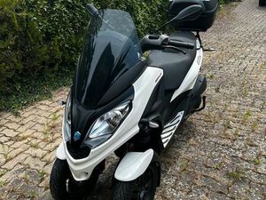 SCOOTER MP3 300 CM3 HPE SPORT