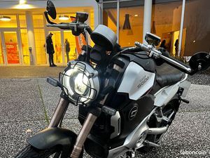SUPER SOCO TC MAX 2022 – ÉLECTRIQUE ÉQUIV. 125 CC