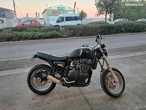 MOTO TRIUMPH LEGEND TT 900 THUNDERBIRD CARBU 3 CYLINDRES