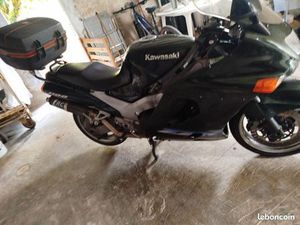 KAWASAKI 1100 ZZR ( LIRE L ANNONCE