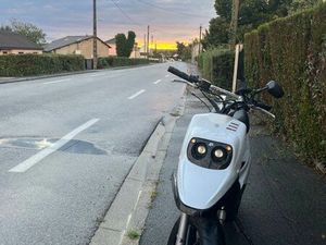 BOOSTER SPIRIT 2004 ANCIENNE GÉNÉRATION