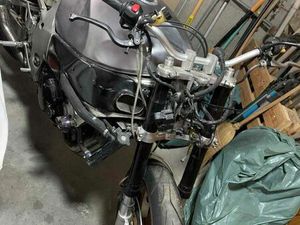 SUZUKI GSXR SRAD 750