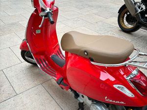 IDÉE CADEAU NOËL - VESPA PRIMAVERA 50 CM³ – ÉTAT IRRÉPROCHABLE