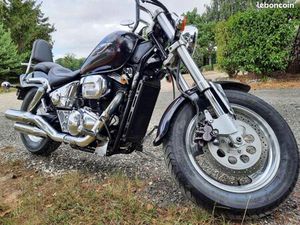 SUZUKI MARAUDER VZ800