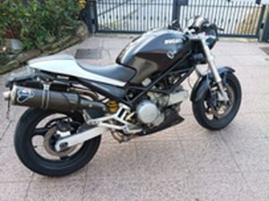 MONSTER DARK 620 IE ANNO 2005 CON 44000 KM