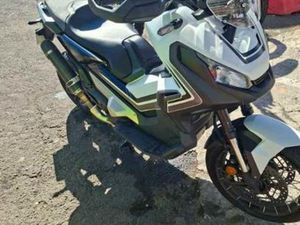 HONDA - XADV 750