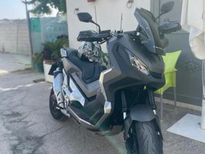 HONDA - XADV 750