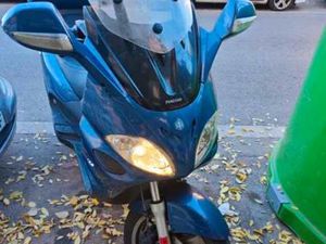 PIAGGIO - X9 EVOLUTION 125 BUEN ESTADO