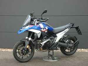 BMW R 1300 GS TROPHY AUS ARTGERECHTER HALTUNG :-)