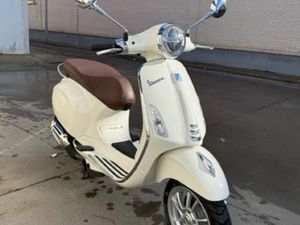 VESPA - PRIMAVERA 50
