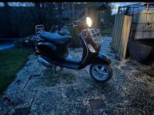 VESPA LX 50 4T TOURING BLAUWE PLAAT(TERUIL TEGEN 2T BROMMER) — SCOOTERS | VESPA — MARKTPLAATS