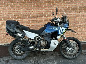 2023 HUSQVARNA NORDEN 901 EXPEDITION