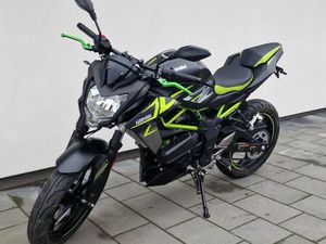 KAWASAKI Z