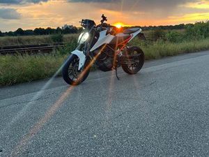KTM DUKE 125