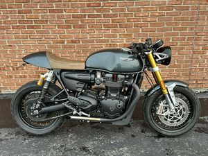 2016 TRIUMPH THRUXTON 1200 R