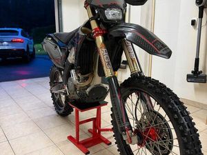 250CRF RED MOTO