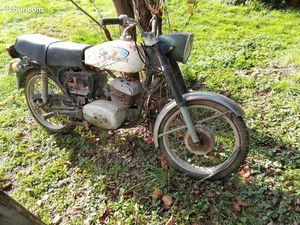 MOTOS 50 CC ET 125 CC