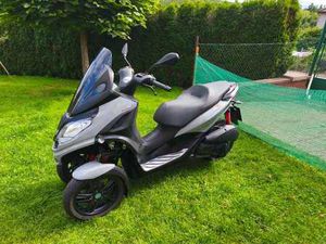 PIAGGIO MP3 300I.E. LT SPORT HPE (2020) TOP STAV, PO SERVISU