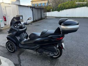 PIAGGIO MP3 500