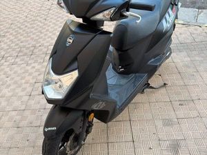 ◊ À VENDRE : SCOOTER 50 CC SYM ORBIT 3 – 4 005KM – 1 500