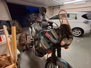 YAMAHA TRZ 750 SUPER TÉNÉRÉ