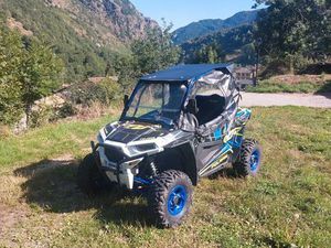 RZR900S