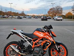 KTM DUKE 390