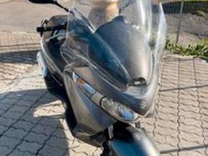 SUZUKI UH BURGMAN 200 - 2009