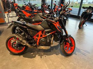 KTM 690 DUKE R