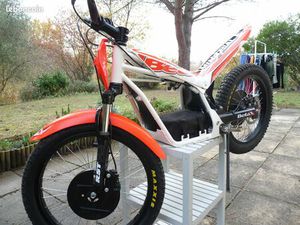 BETA MINI TRIAL ÉLECTRIQUE 20 POUCES