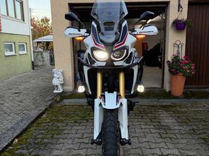 HONDA AFRICA TWIN 1000 DCT