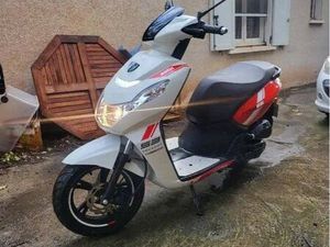 SCOOTER PEUGEOT KISBEE 50 CC 4T