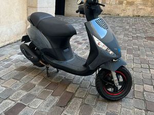 SCOOTER ZIP 4T