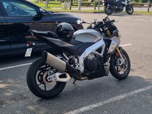 APRILIA 1100 TUONO V4 2023