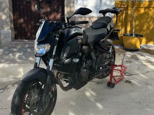 YAMAHA - MT 07
