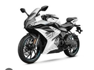 CFMOTO 300SR ABS, 2025 GOD.