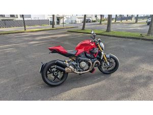 DUCATI MONSTER 1200S