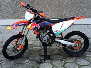 KTM SX-F →