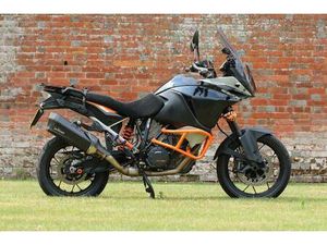 KTM 1050 ADVENTURE PETROL MANUAL (95 PS) 1050 CC