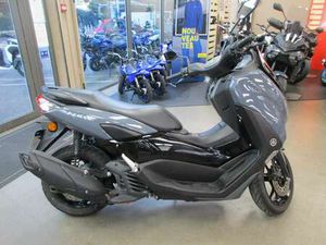 YAMAHA NMAX