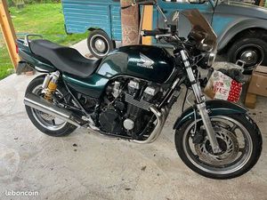 HONDA 750 SEVEN FIFTY