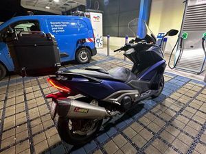 KYMCO AK-550 FULL ÉQUIPÉ AKRAPOVIC