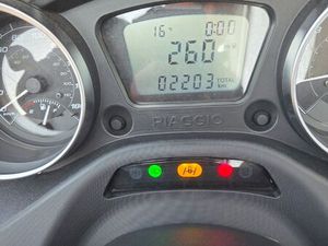 PIAGGIO MP3 300